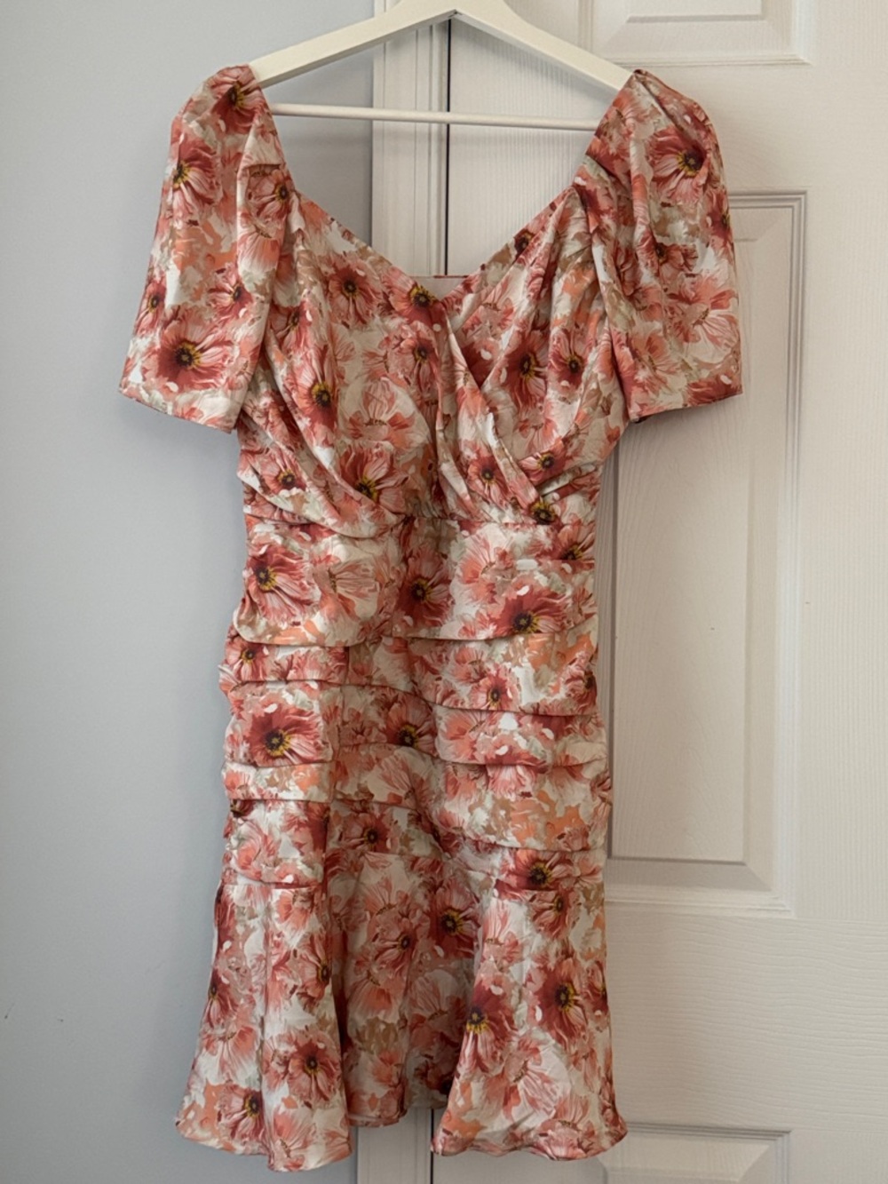 Express Floral Pink Puff-Sleeve Mini Dress